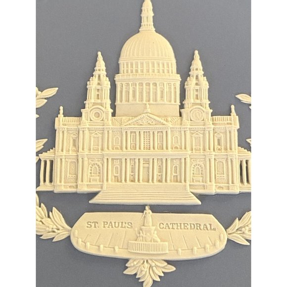 Wedgwood Jasperware Christmas 1972 St. Paul’s Cathedral England - Picture 4 of 8